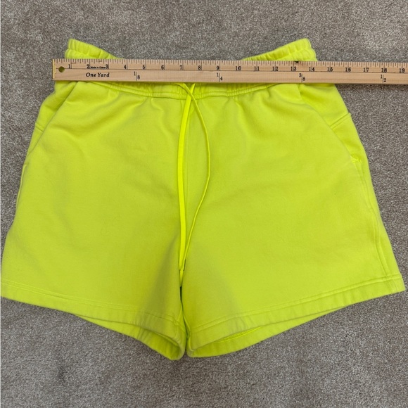 Lululemon Electric Yellow Loungeful Athletic Shorts, High Rise, size 8, EUC - Picture 7 of 11